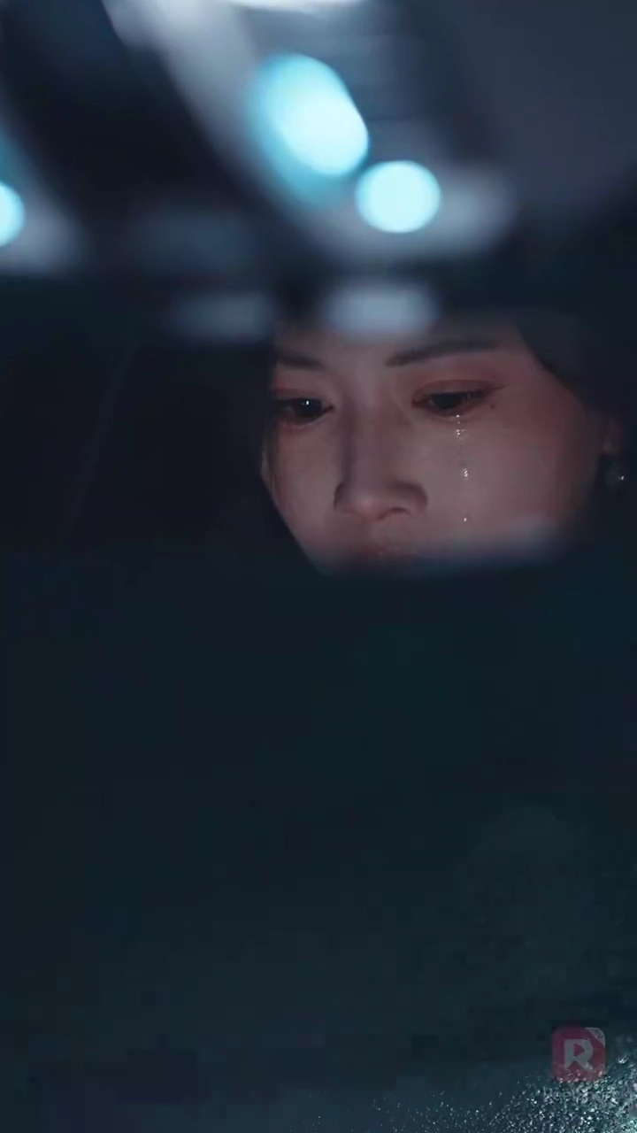 離婚後、元妻が学界で時の人に写真