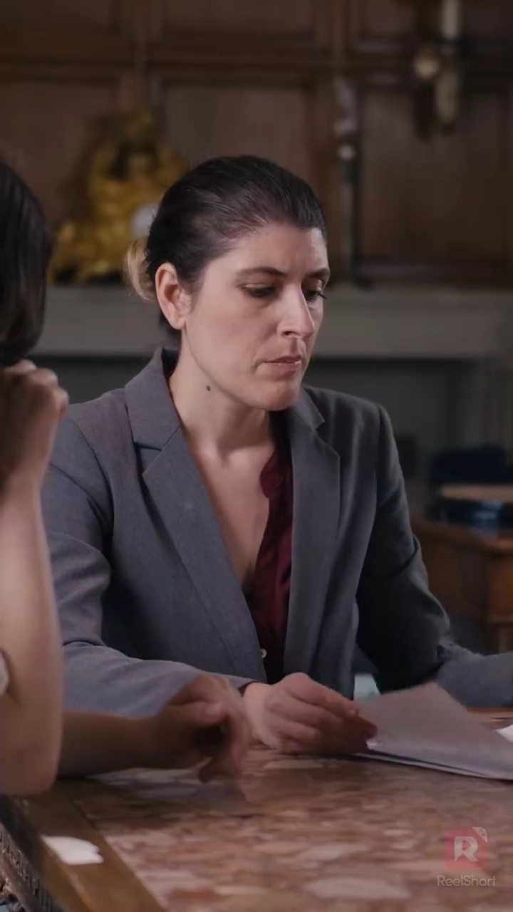 秘密の夫は上司写真