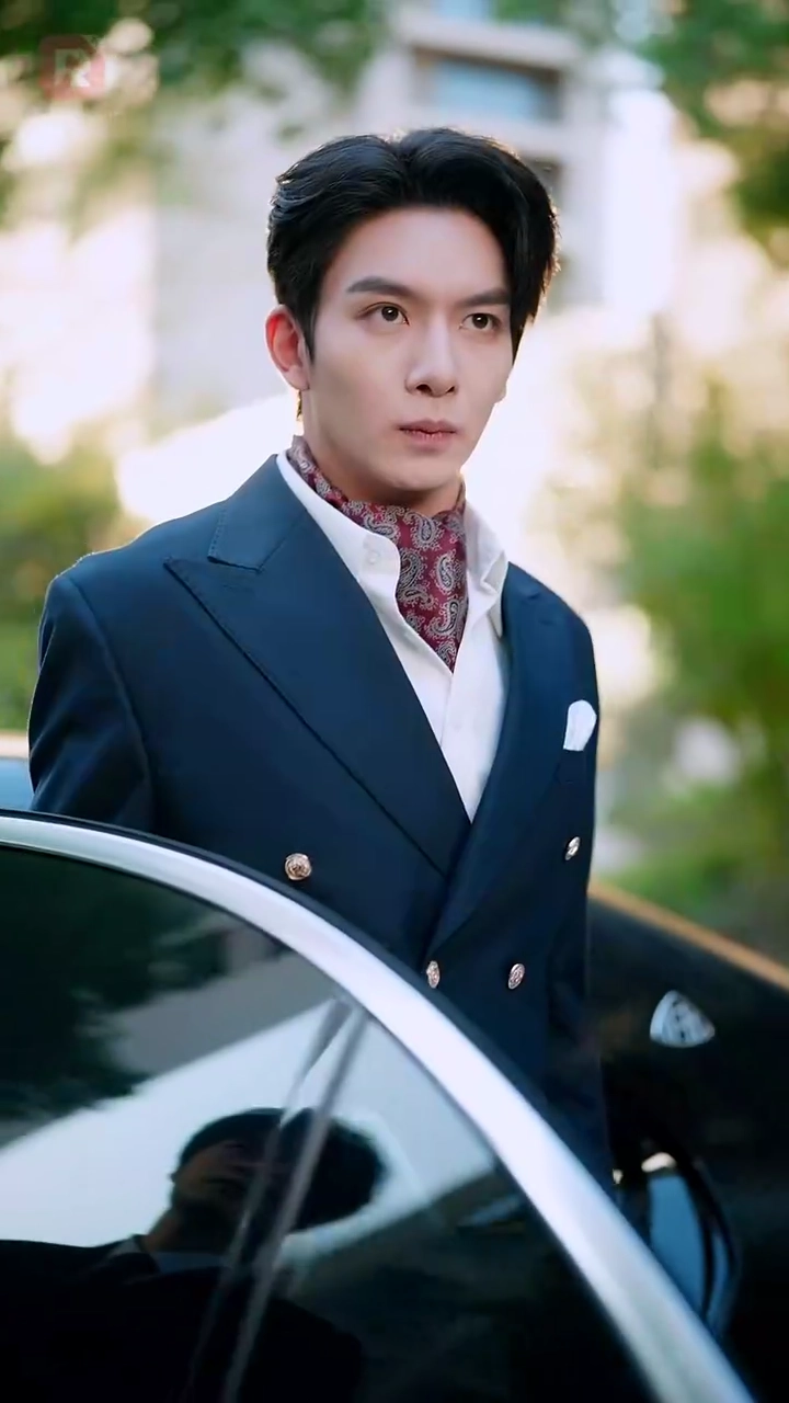 スピード婚したら、クールな夫に溺愛された写真