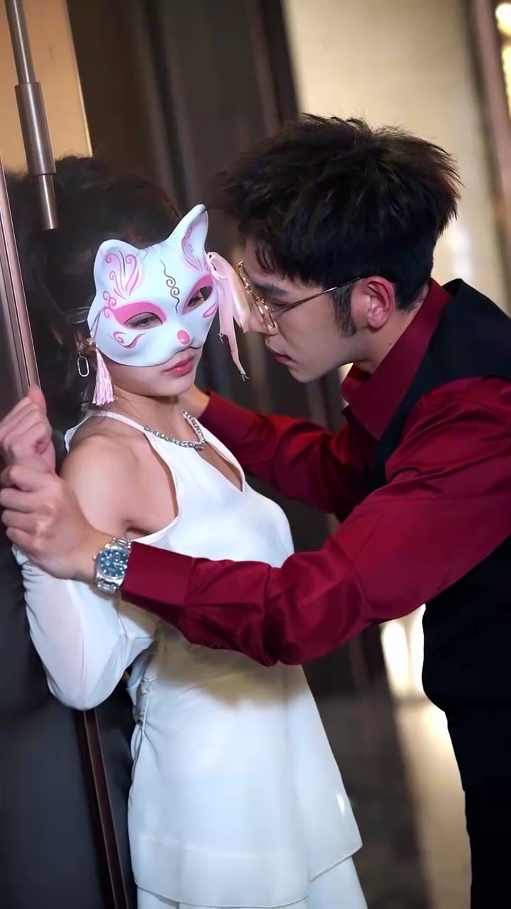 クールで優しい彼女写真