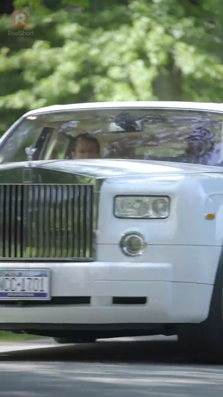 マフィアボスの支配は恋のはじまり写真