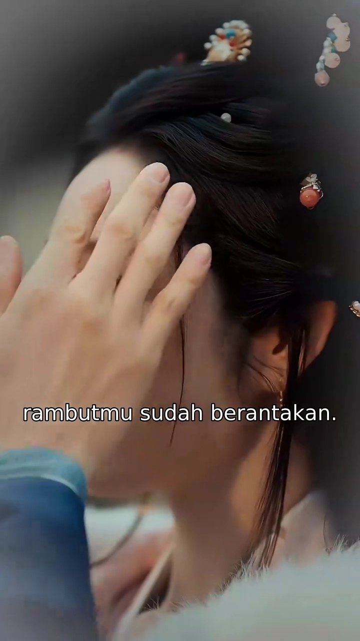 Cintaku Dikhianatifoto