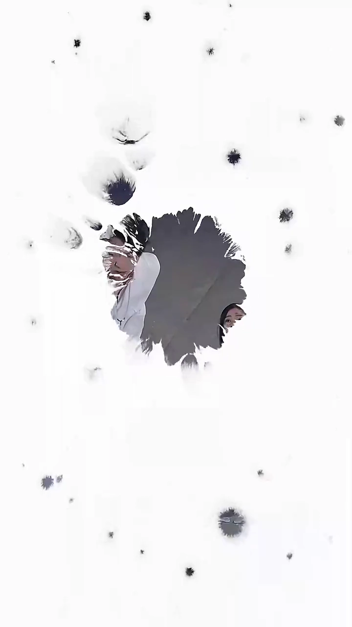 Sayang, Kamu Tak Pernah Sendirifoto