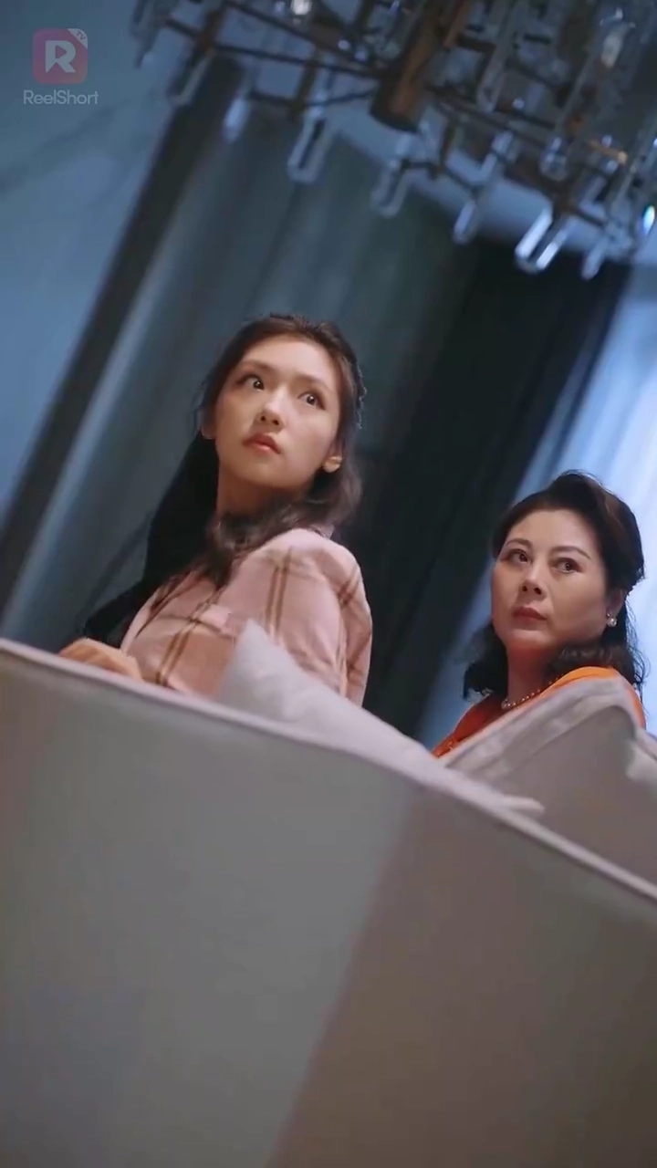 億万長者CEOと五つ子写真