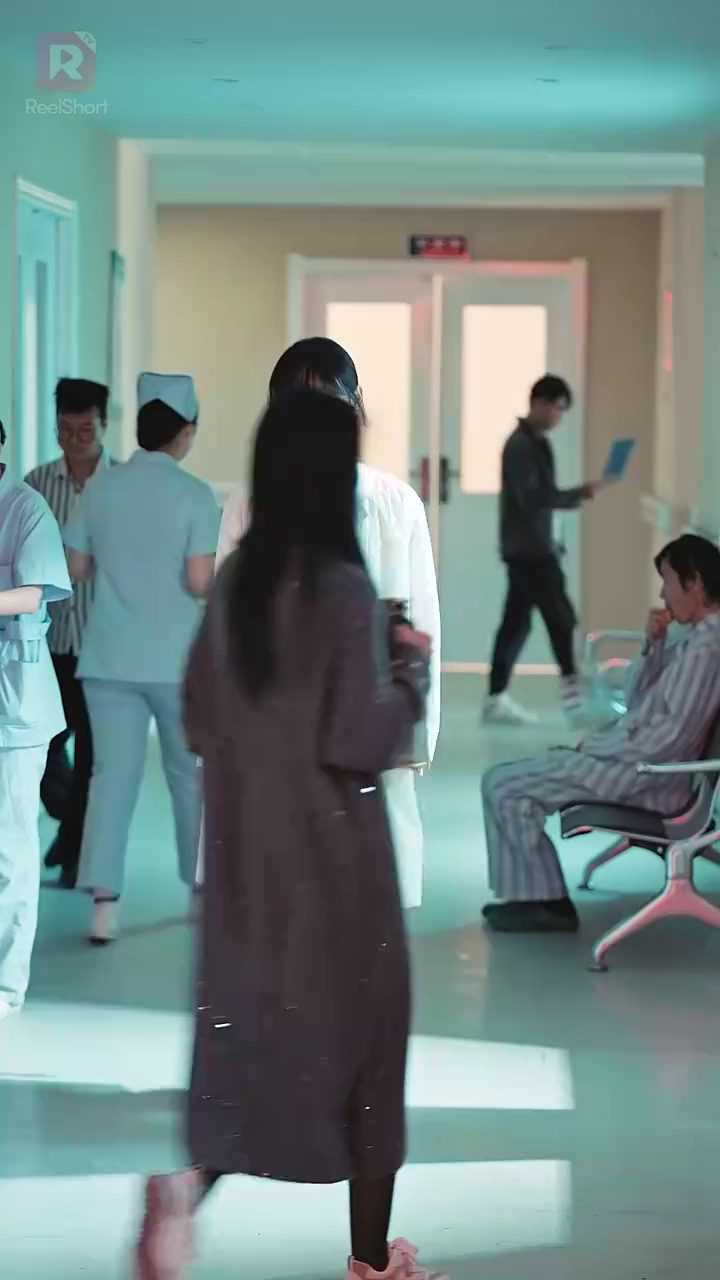 追放された令嬢、丞相に懐かれた写真