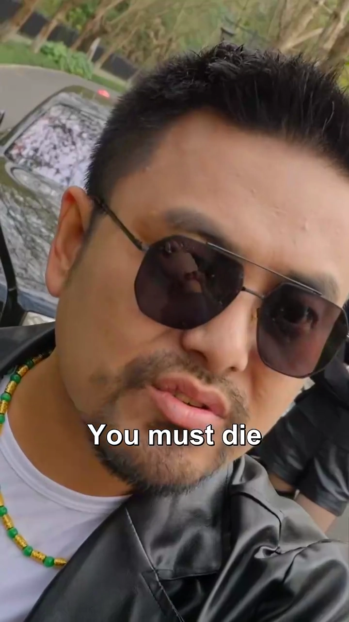 生まれ変わった私はエンターテイメント業界の女王です写真