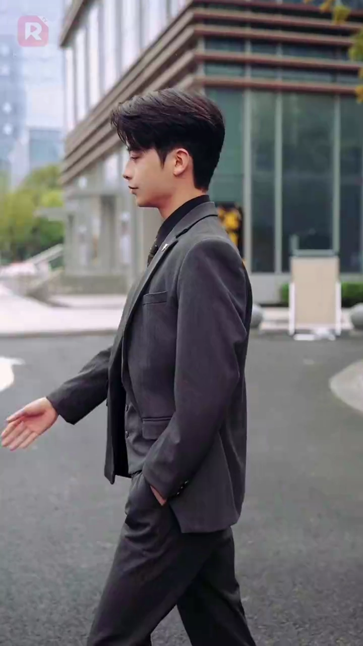 ［吹き替え版］昨夜の星は風に消え写真