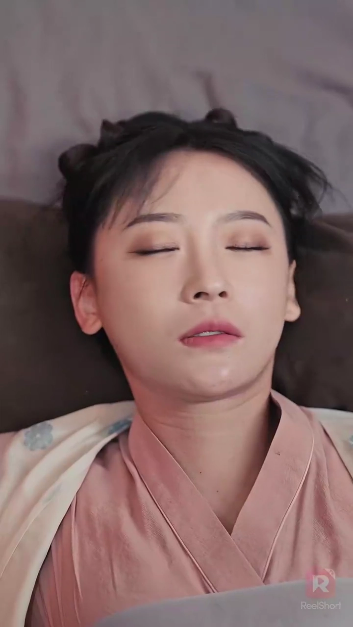 追放された令嬢、丞相に懐かれた写真