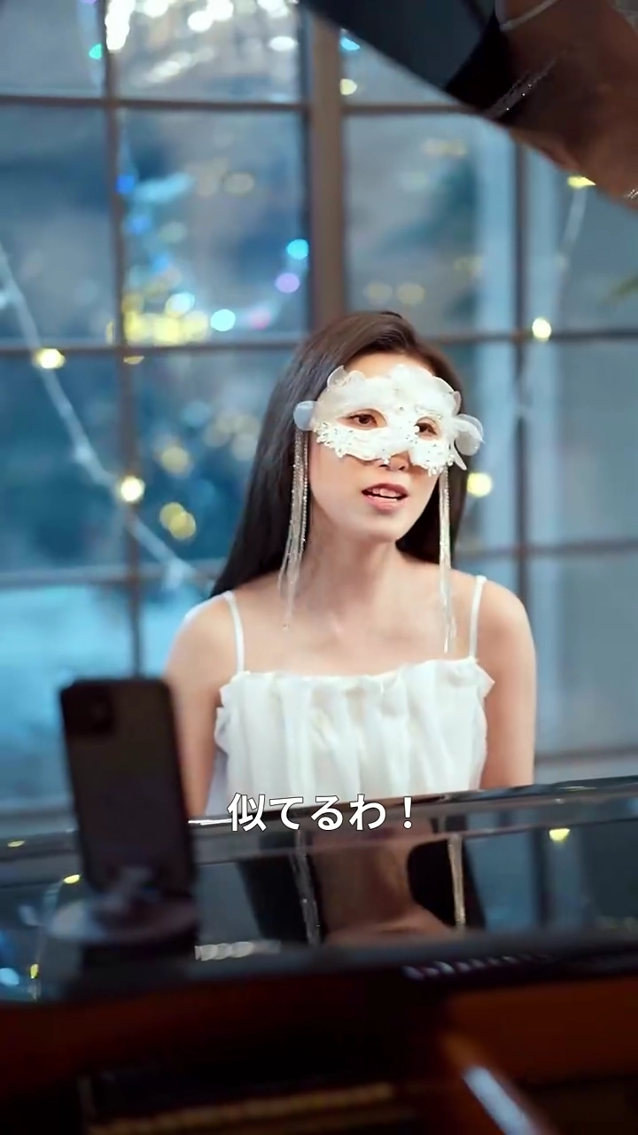 その年、女王は花のように輝いていた写真