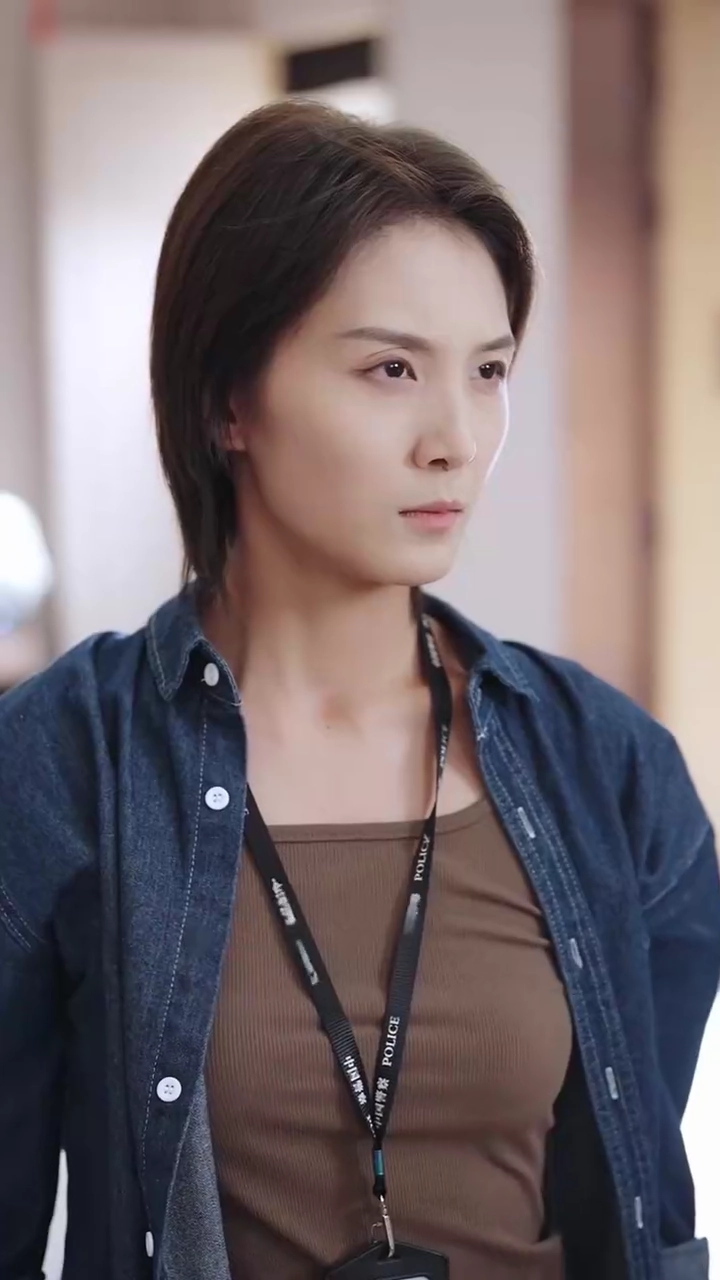 テック天才～金店破壊と刑務所要求写真