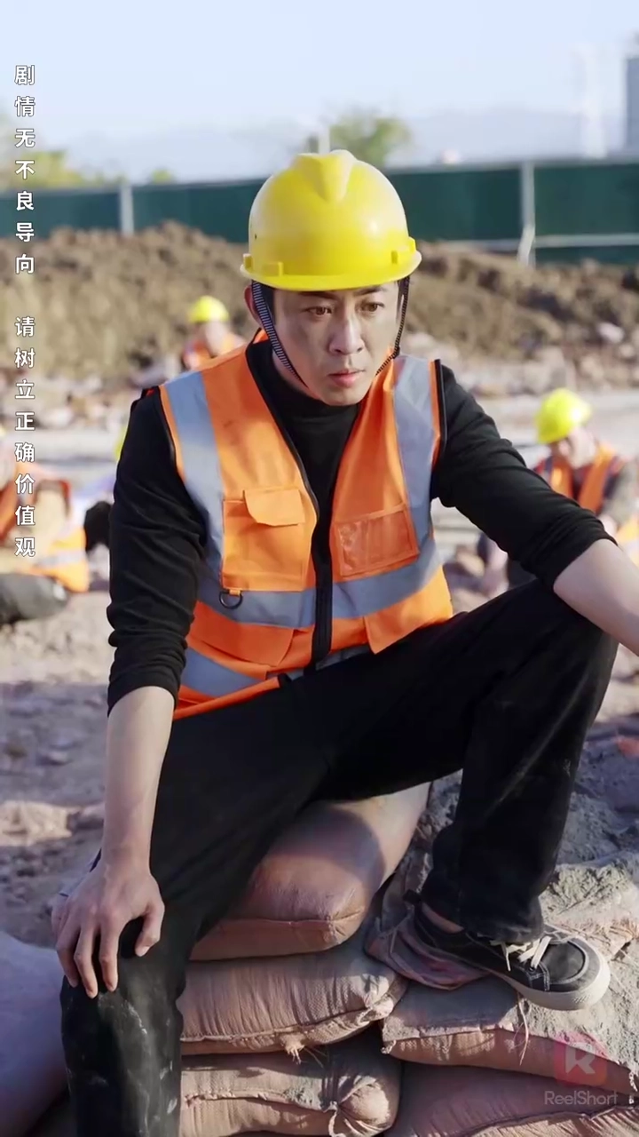 隠れた万能な巨頭が、帰還しました写真