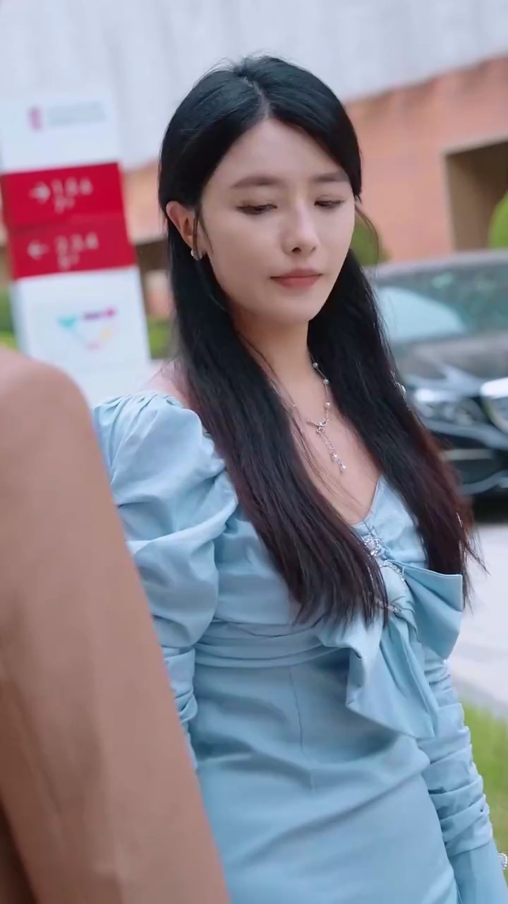 色を取り戻すお嬢様の逆襲写真