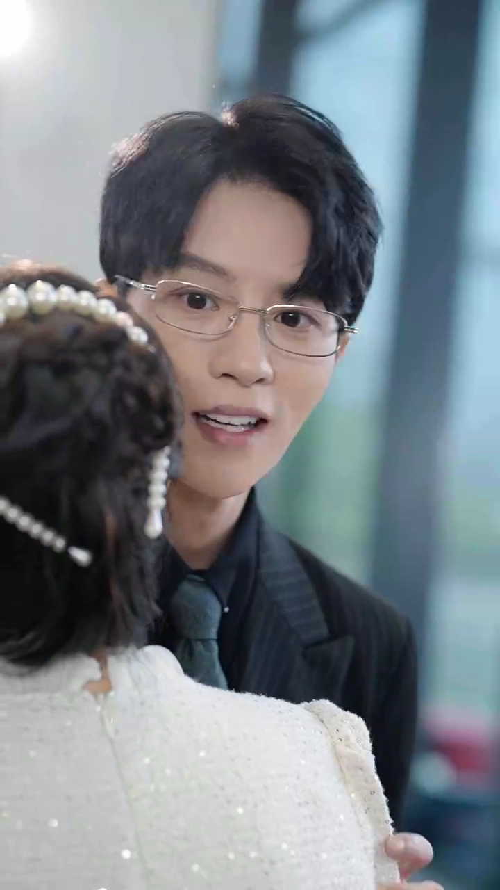 [吹替版] 本当の嬢様の逆襲写真