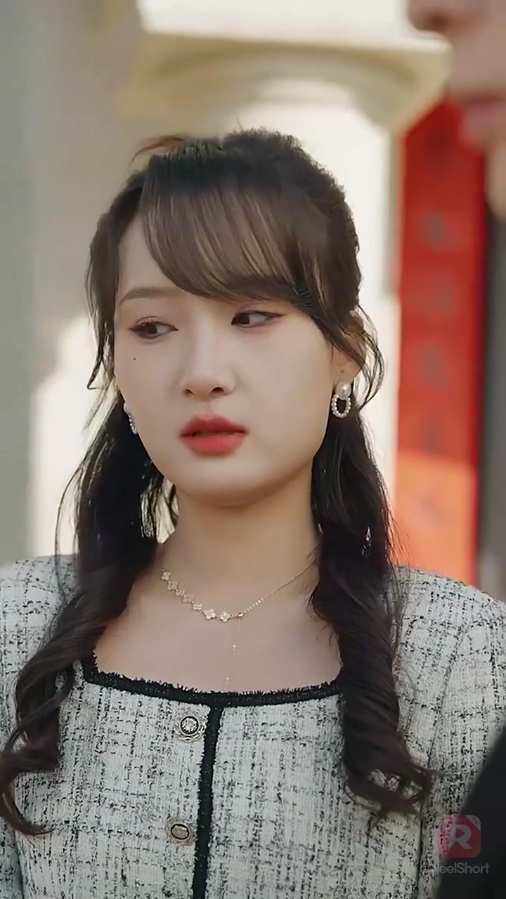 片想いの相手と結婚して毎晩パーティー気分写真