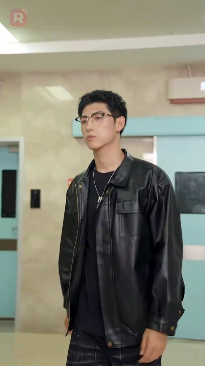 バツイチ令嬢は３兄弟に溺愛される写真