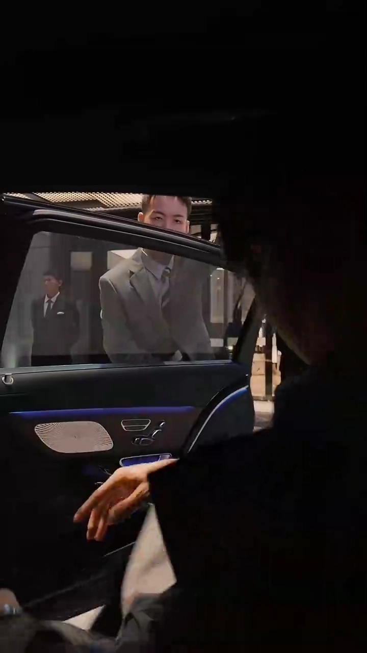 仕事以外にも恋愛ができる写真