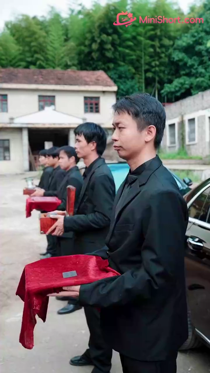 Village Top Scholar vs. Rich Heiress photo