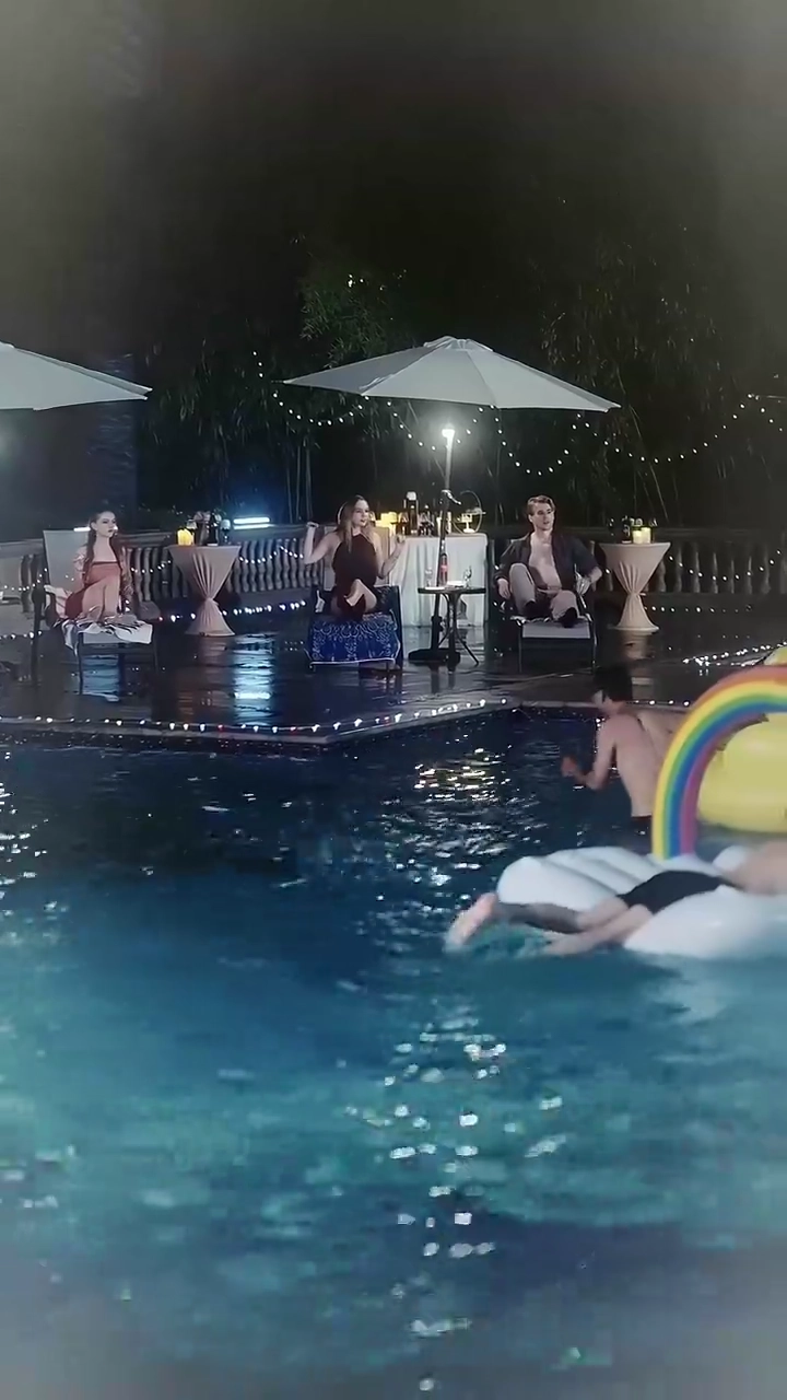 L'Amour au Rendez-vous de l'AdieuPhoto