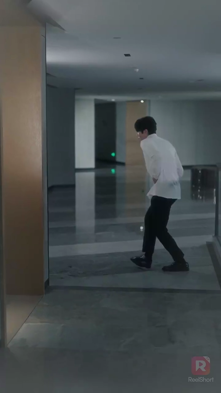 ［吹き替え版］ママっ！天降りのハニーが現れた！写真