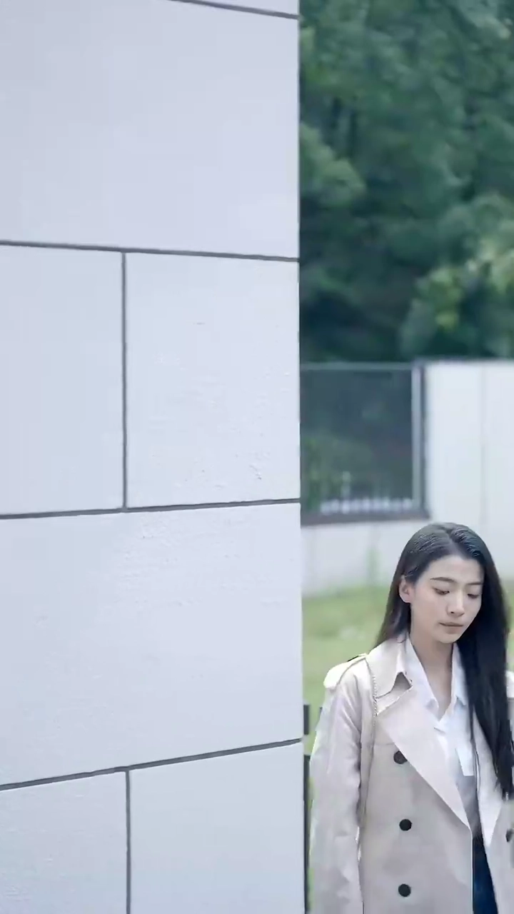 Comeback of the Masked Dancing QueenPhoto