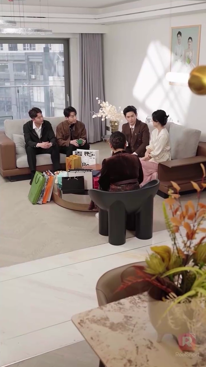 裏切られた愛、そして世界を手にした男写真