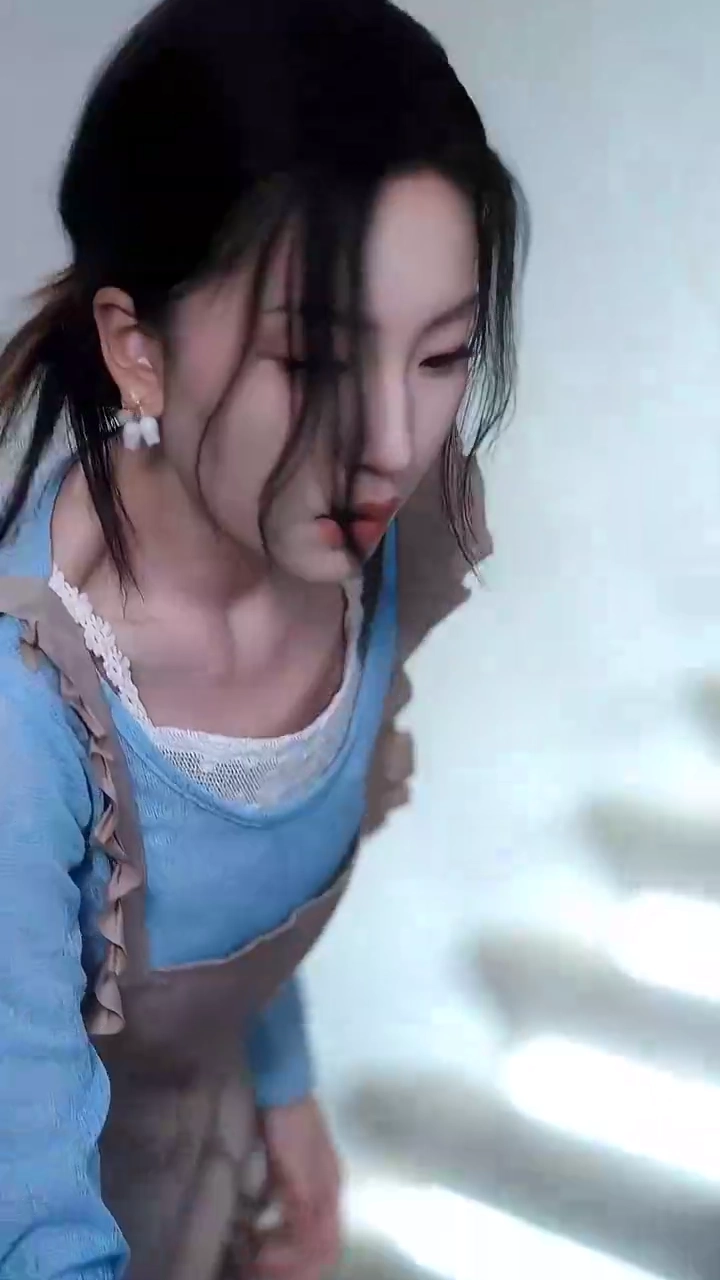 ทนายควีนขอหย่ารูปภาพ