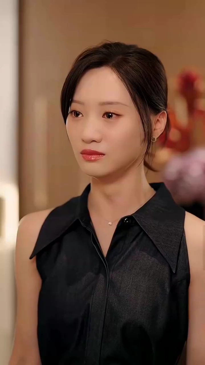 A Fake Divorce, A Real Regret: Her Silent RevengePhoto