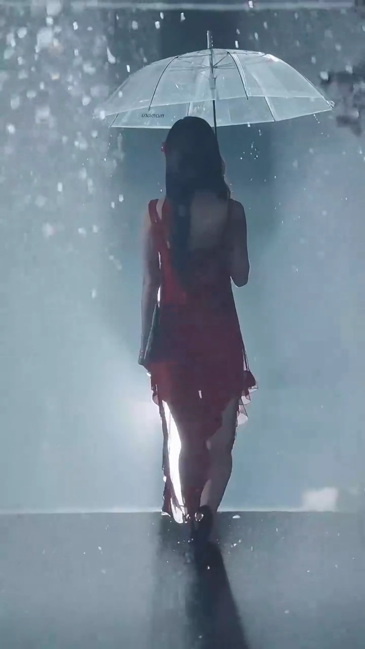 The Fake Daughter's LiePhoto