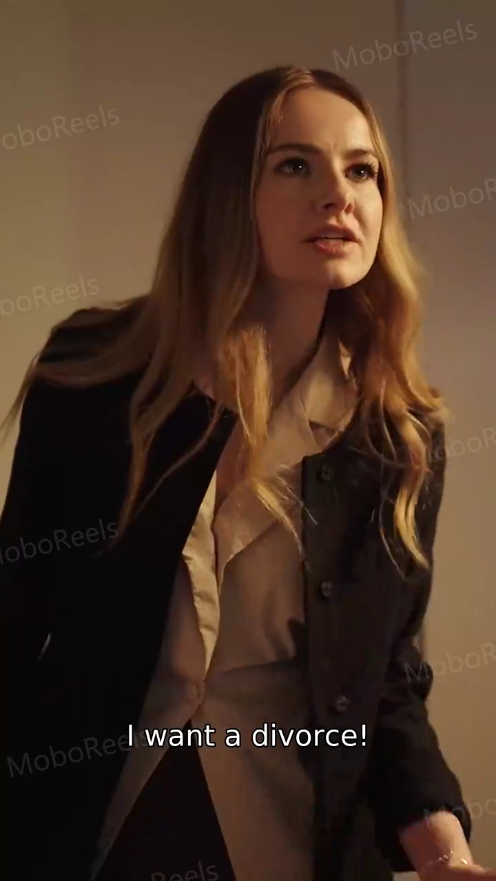 The Billionaire Escort's SecretPhoto