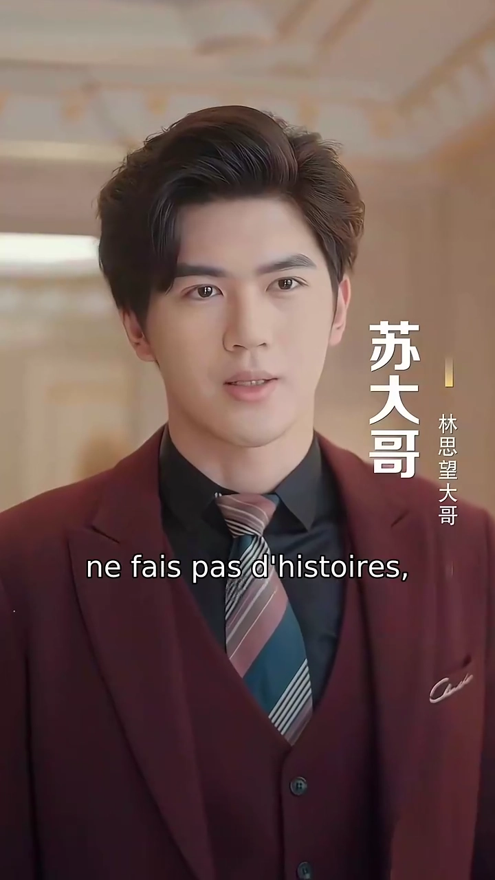 Elle se Couronna par le SavoirPhoto