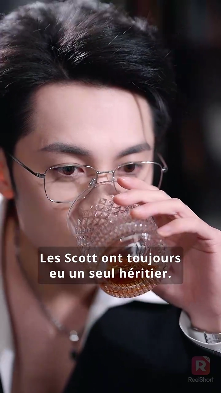 Enchaînés par le destin, unis par l'amourPhoto