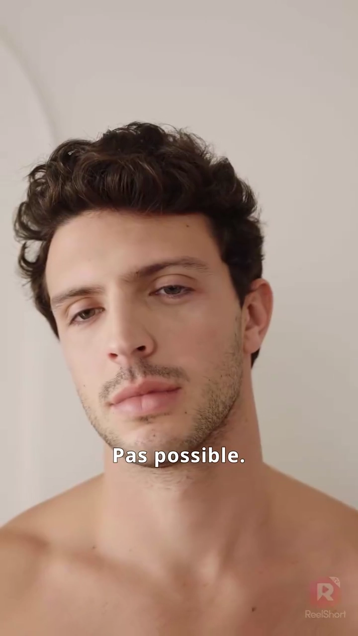 Amoureuse du meilleur ami de mon frère ?!Photo