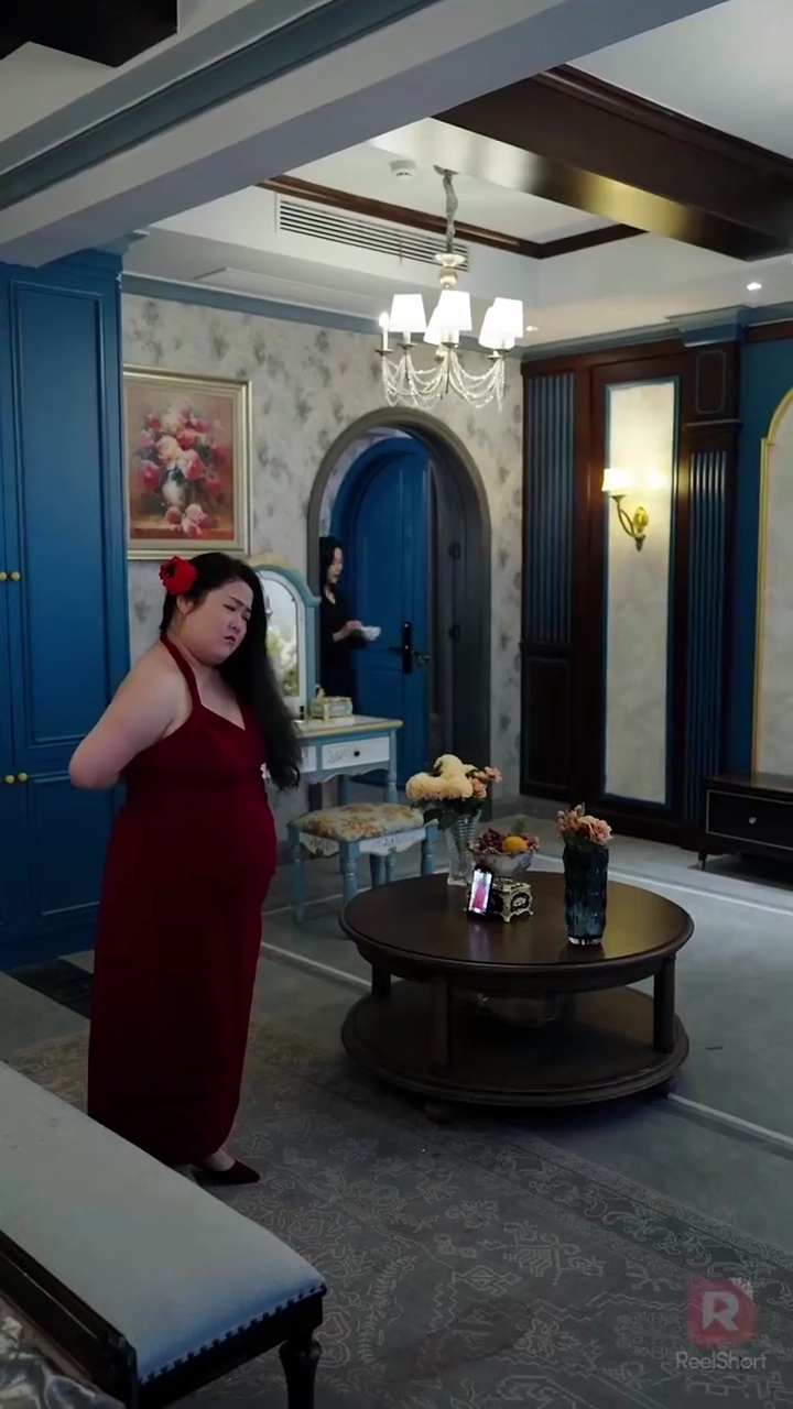 La femme derrière la toilePhoto