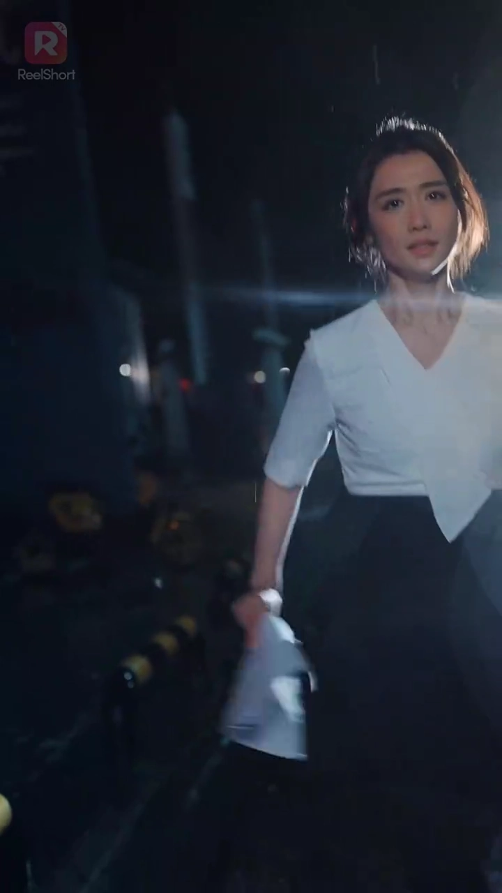 Dimanjakan Ahli Waris Bangsawan Setelah Berceraifoto