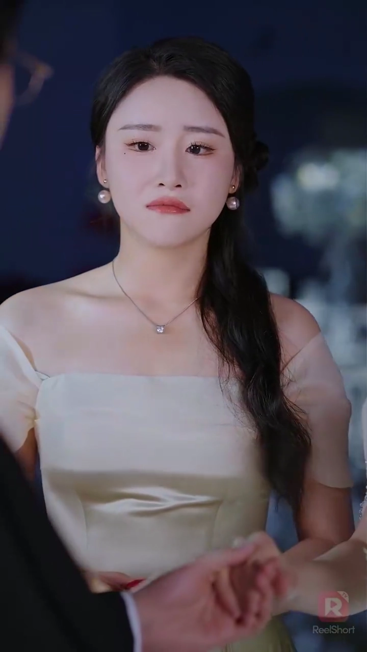 Jebakan Istri Buta yang Tak Terlihatfoto