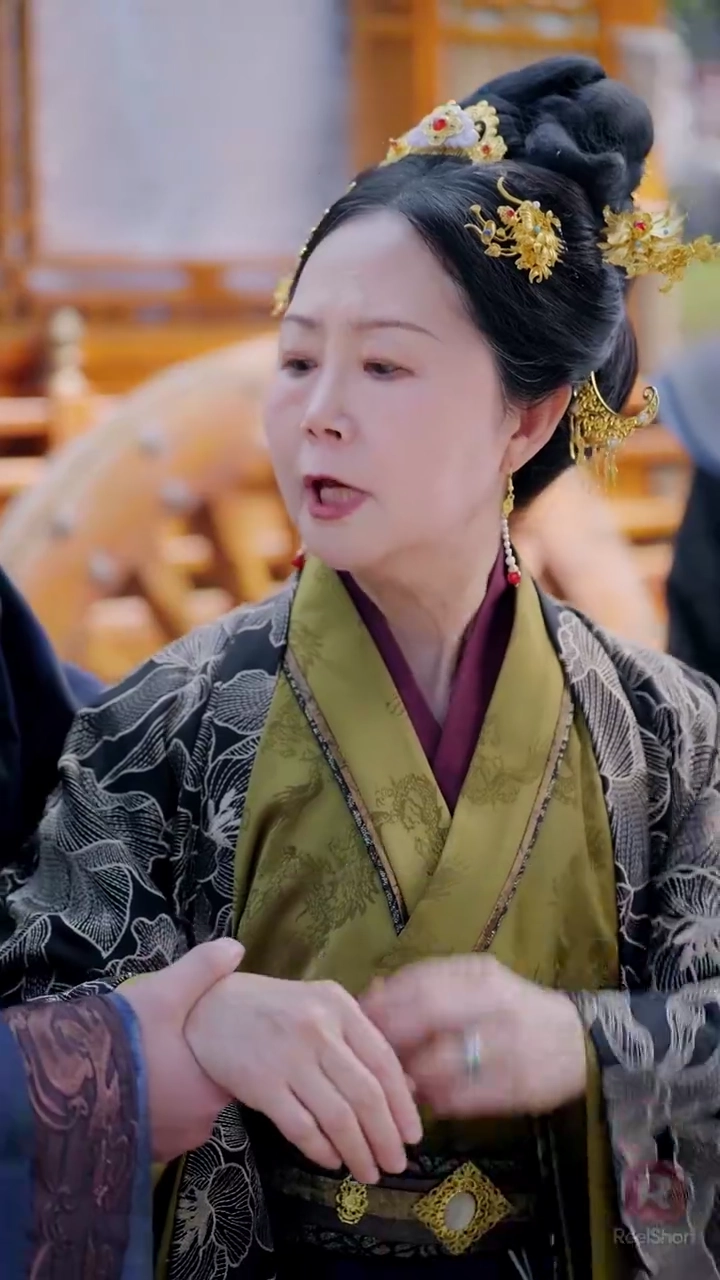 [Versi Dub] Cinta yang Ditulis Takdirfoto