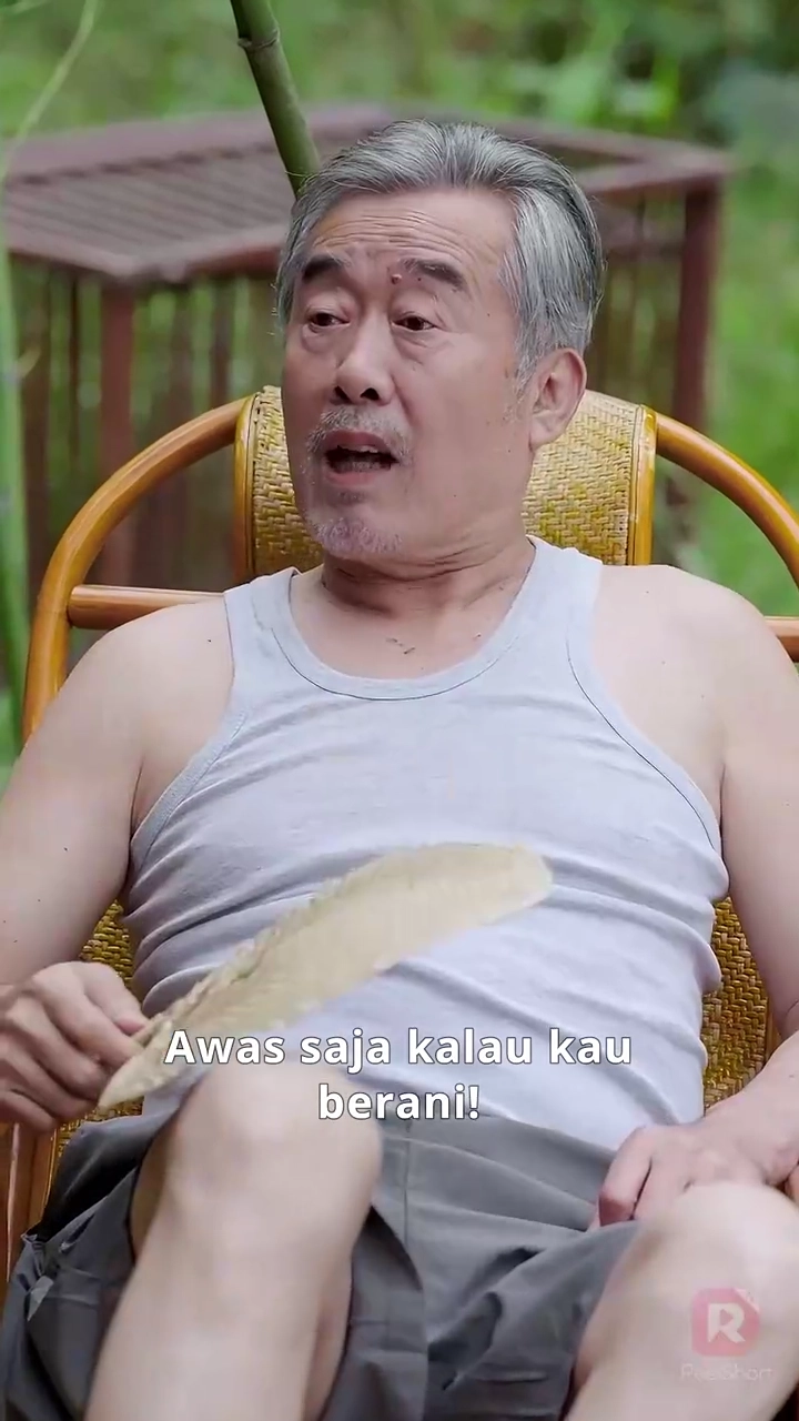 Obrolan Istana Langitfoto