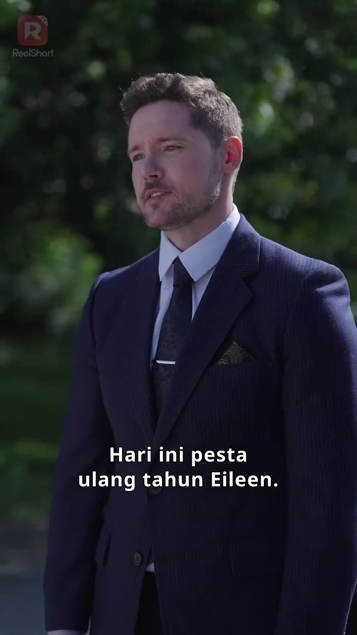 Balas Dendam Sang Mantan Istri: Aku Rebut Pamannya!foto