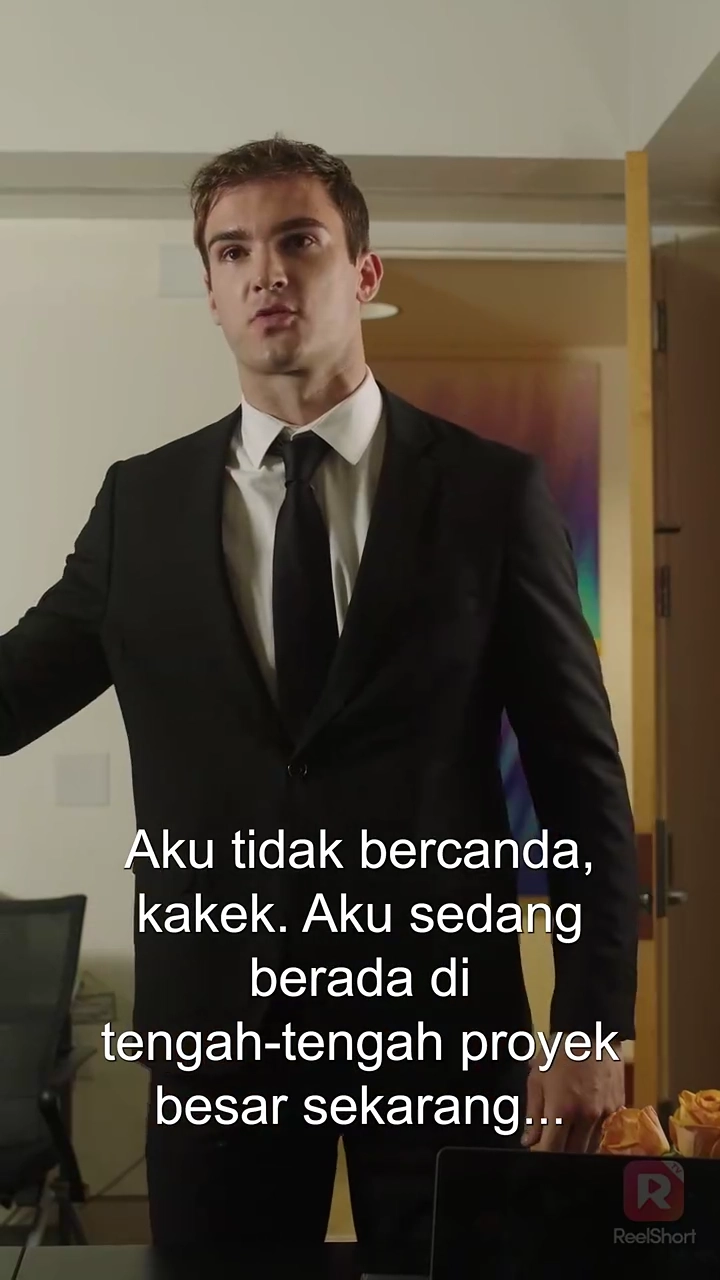 Istri Kontrak CEOfoto