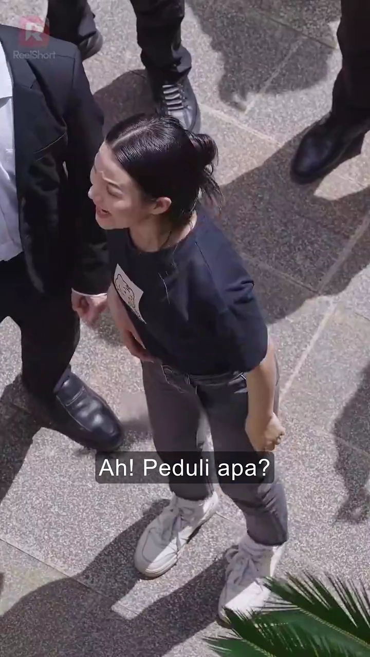 Bereinkarnasi Sebagai Istri CEO Hebatfoto