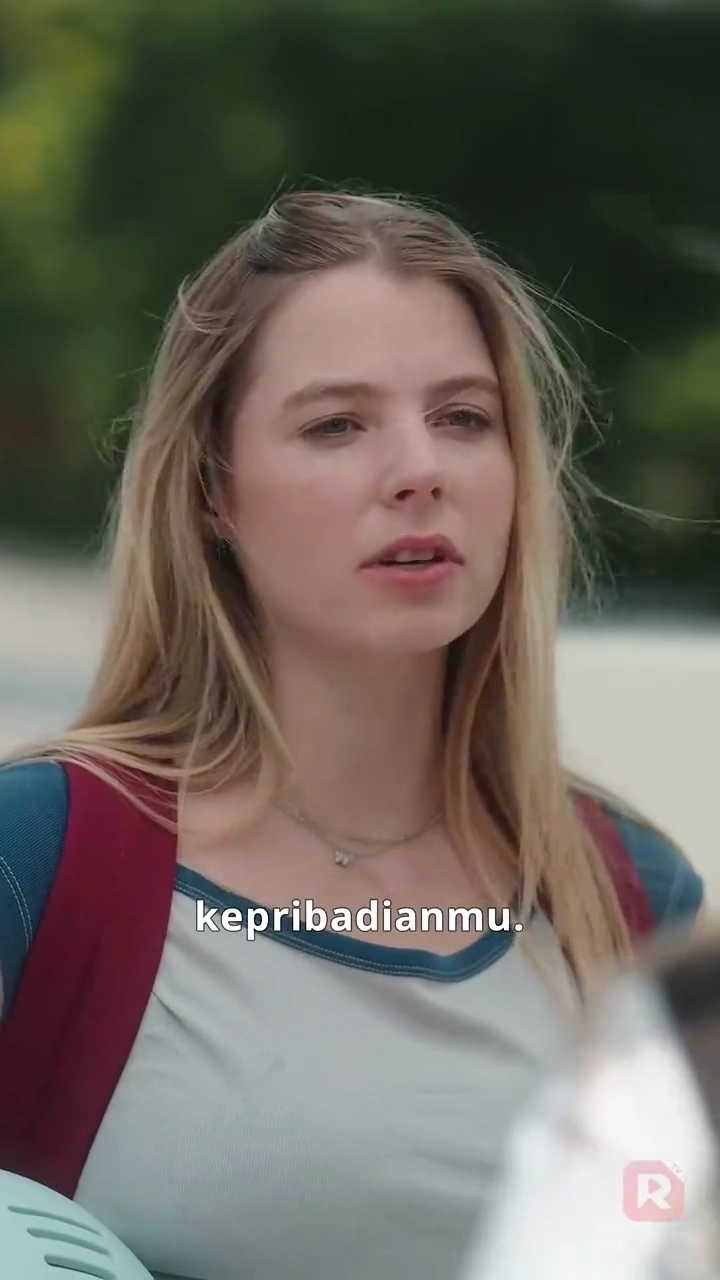 [Versi Dub] Pewaris Asli vs Ratu Palsufoto