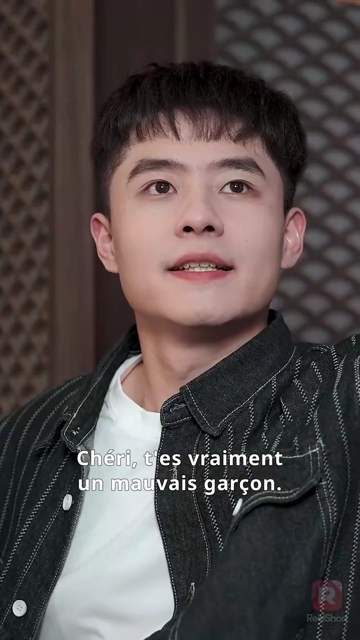 Demande en mariage surprise au dîner de divorcePhoto