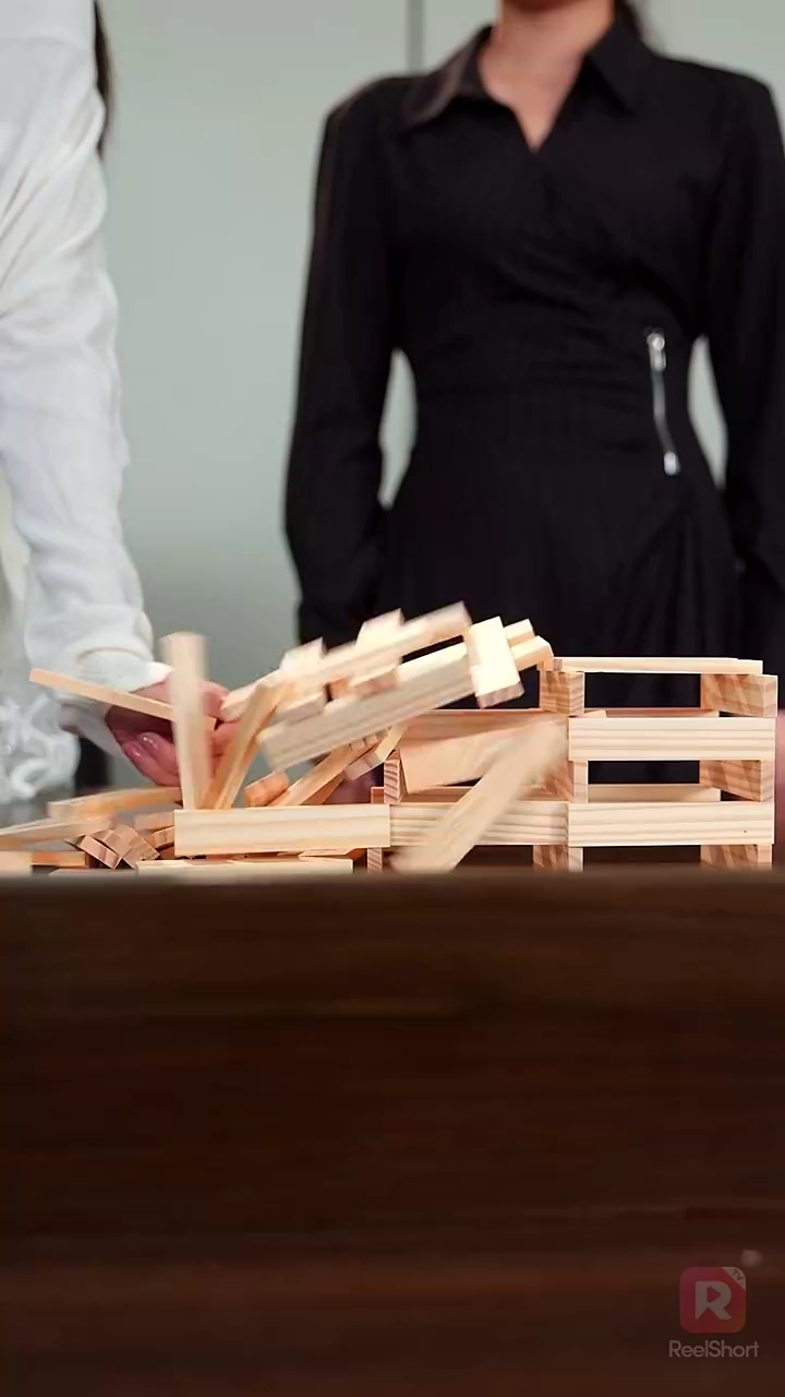 Divorcée, Dévouée et DominatricePhoto