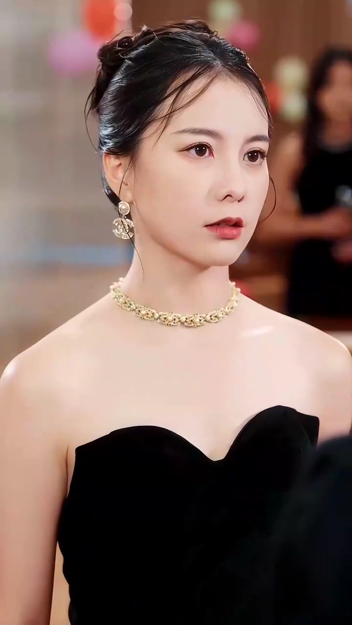 The Mosaic of a Fated LovePhoto