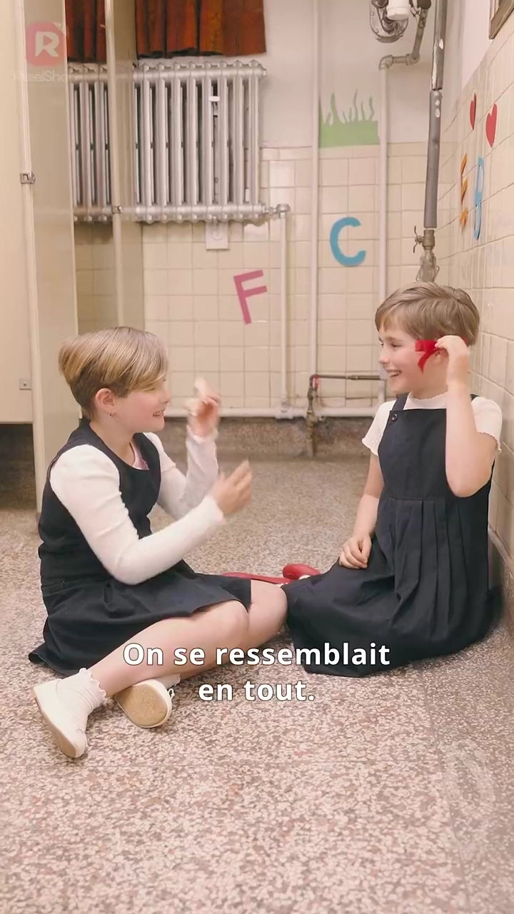 Sa jumelle, Son troublePhoto