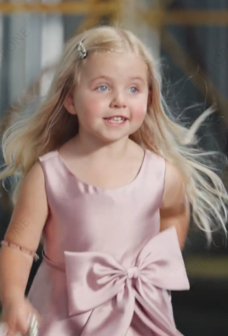 Ms. CEO’s Baby Daddy Is the Merchant of Death