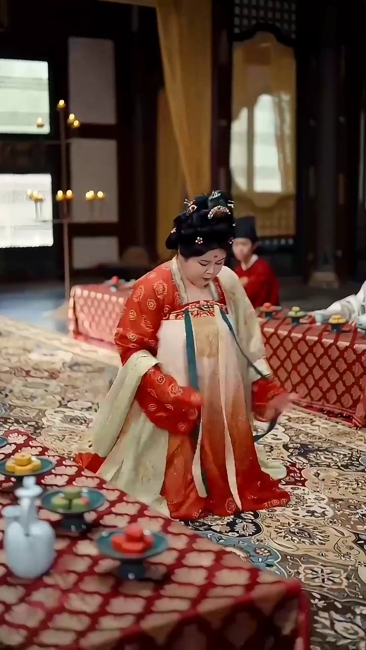 My New Life In The PalacePhoto