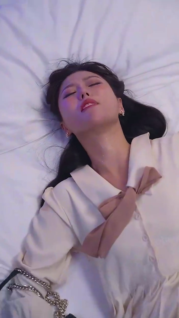 การแก้แค้นของนางรูปภาพ