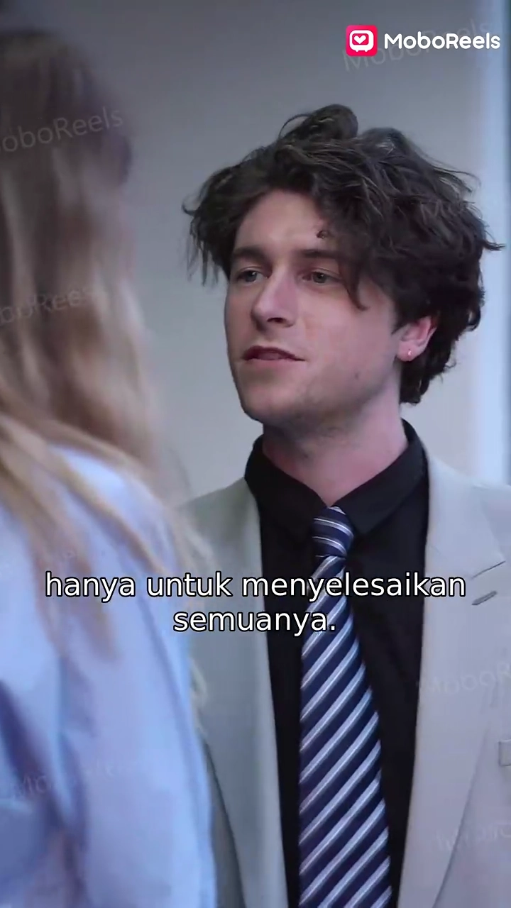 Istri Sang CEO Adalah Seorang Bos Rahasia?!foto