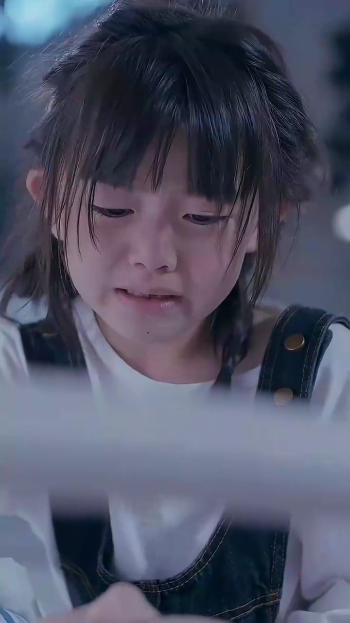 Dia Tak Pernah Pergifoto